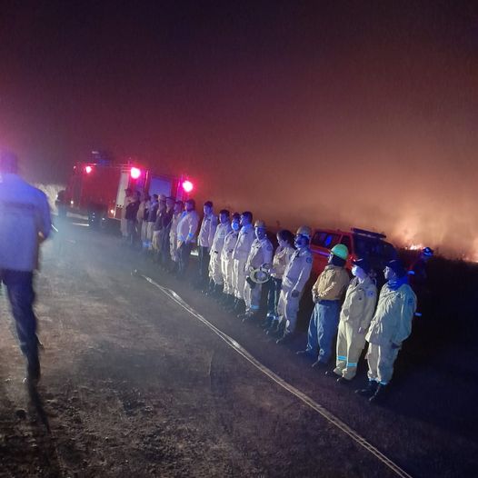 Tras nueve horas de trabajo, bomberos controlan incendio en Tati Yupi ...