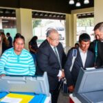 Lanzan capacitación de uso de máquinas de votación en comunidades indígenas