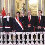 Crisis en Perú: Ministros renuncian a sus cargos y califican de autogolpe lo hecho por Castillo