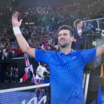 Abierto de Australia: Djokovic se impone a Tsitsipas para igualar a Nadal con 22 grandes