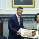 Paraguay quiere seguir el modelo taiwanés en educación, dice Santiago Peña