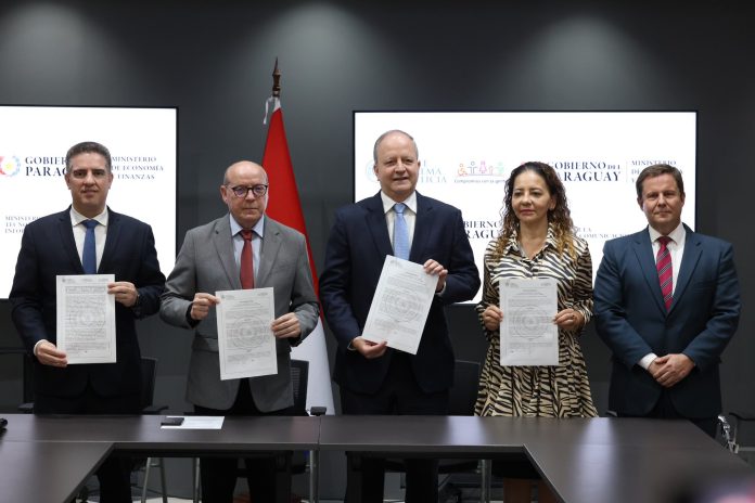 Firma de convenio entre el Poder Ejecutivo y Judicial para implementar ...