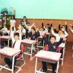 Itakyry y Juan E. O'Leary reciben nuevos mobiliarios escolares en la primera fase de distribución