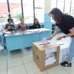 Ecuador elige a su próximo presidente entre la continuidad de Daniel Noboa o el retorno del correísmo con Luisa González