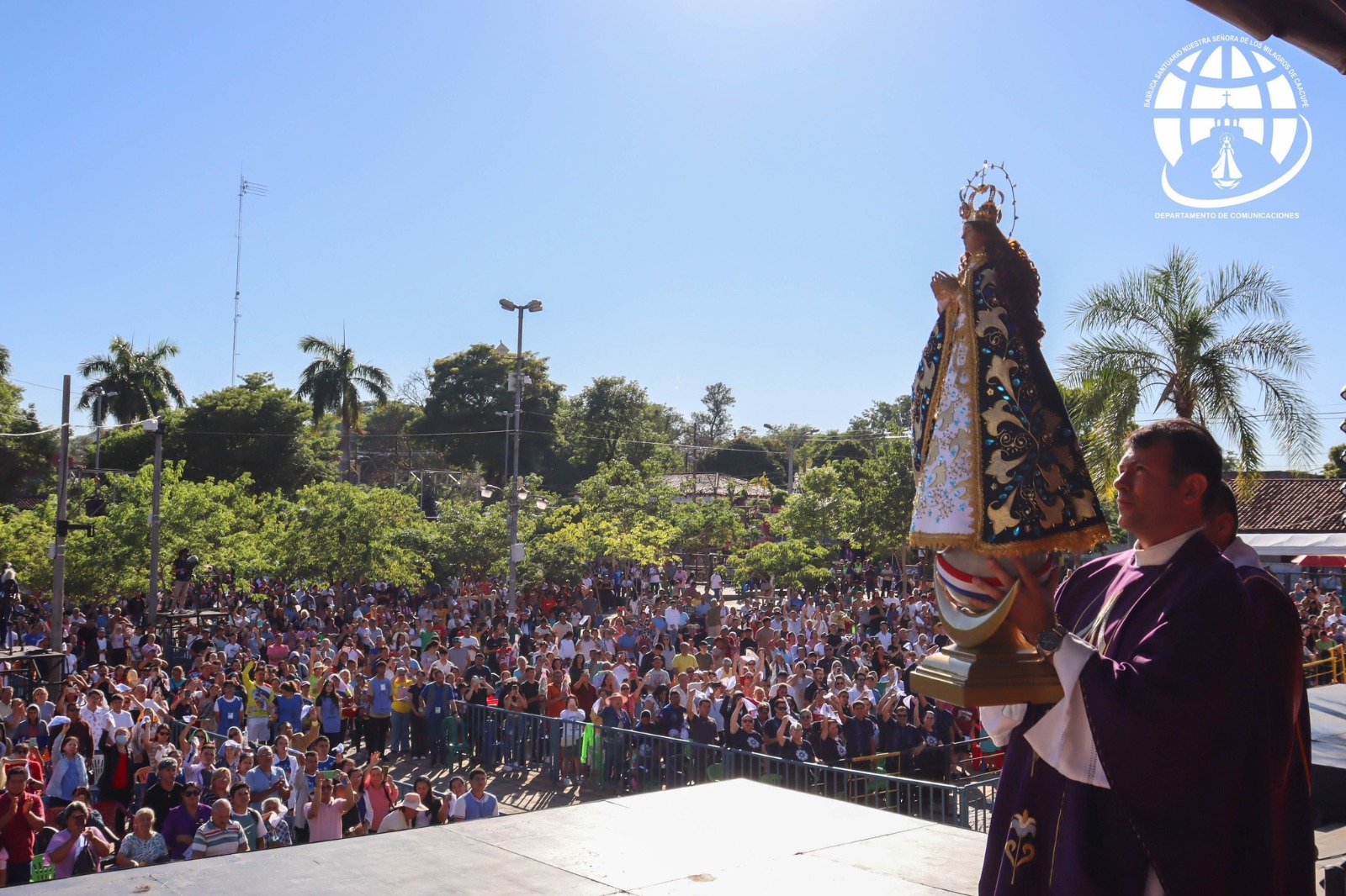 Culmina novenario de Caacupé con mensaje a favor de una economía humanista y solidaria