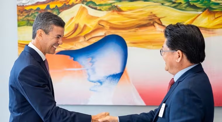 Peña resalta la relación con Taiwán y plantea un centro de cómputos
