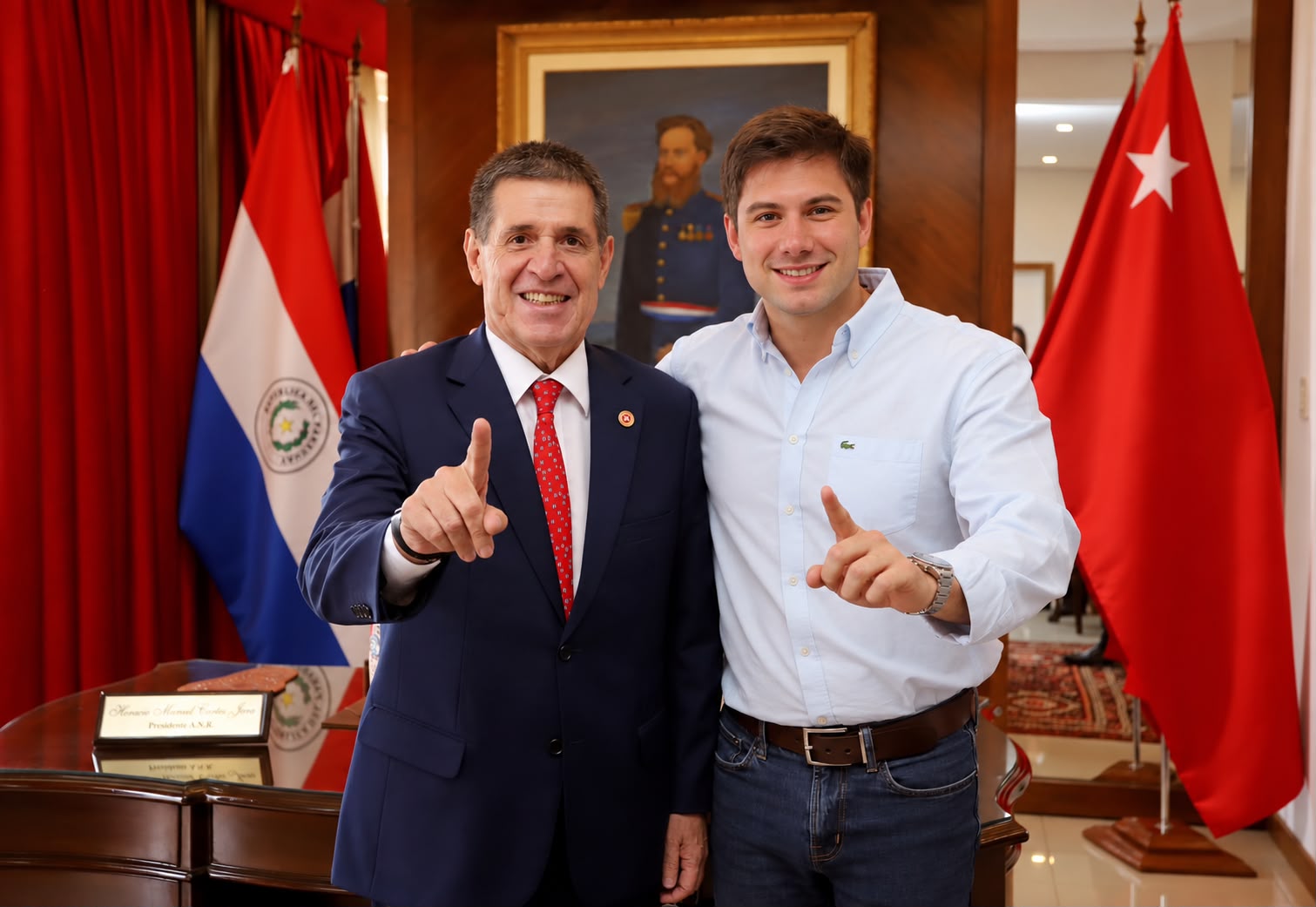 HC y Kemper apoyan a Tino Ayala como candidato joven para Asunción
